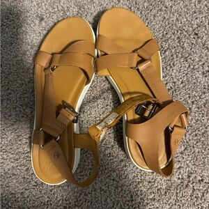 Timberland Women's Tan Sandals Size 39